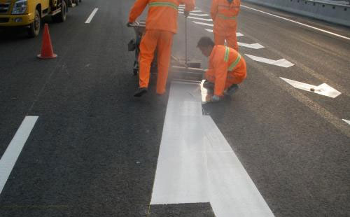 噶尔丙烯酸标线涂料